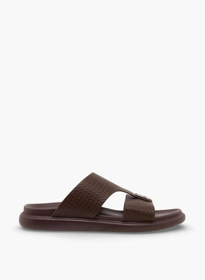 Men Textured Arabic Sandals