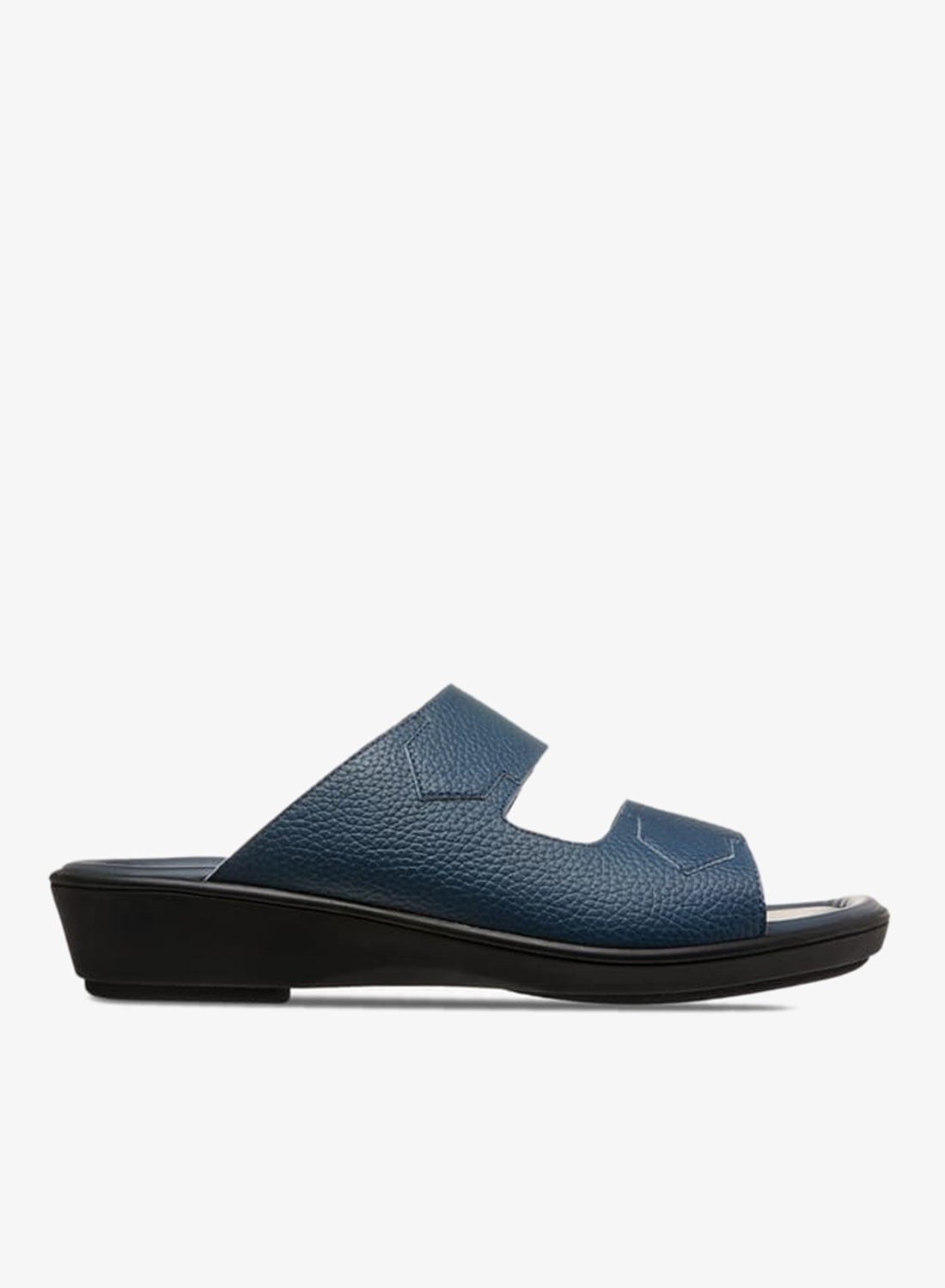 Men Textured Slip-On Arabic Sandals